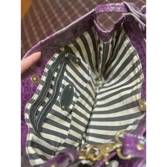 Gianni Bini Large Purple Leather Bag - Picture 8 of 16